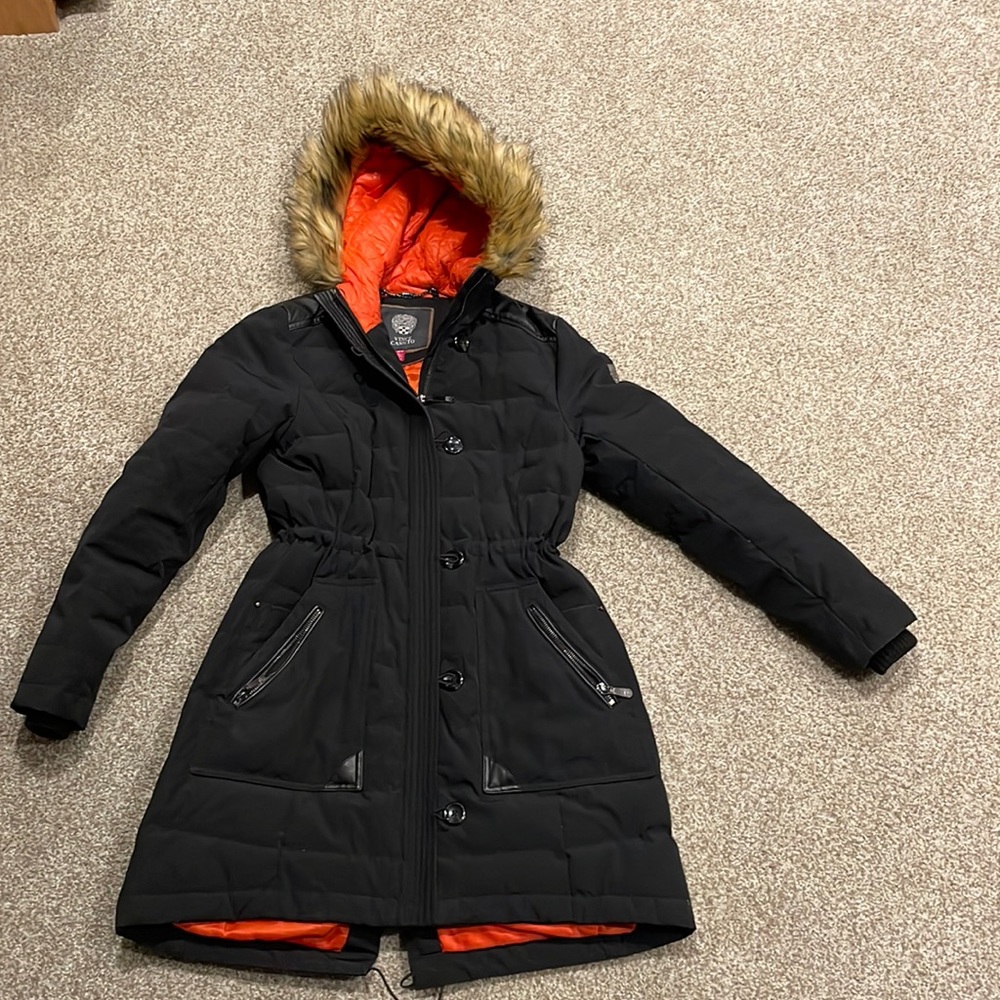 Womens Vince Camuto Long Parka Jacket. Size Medium